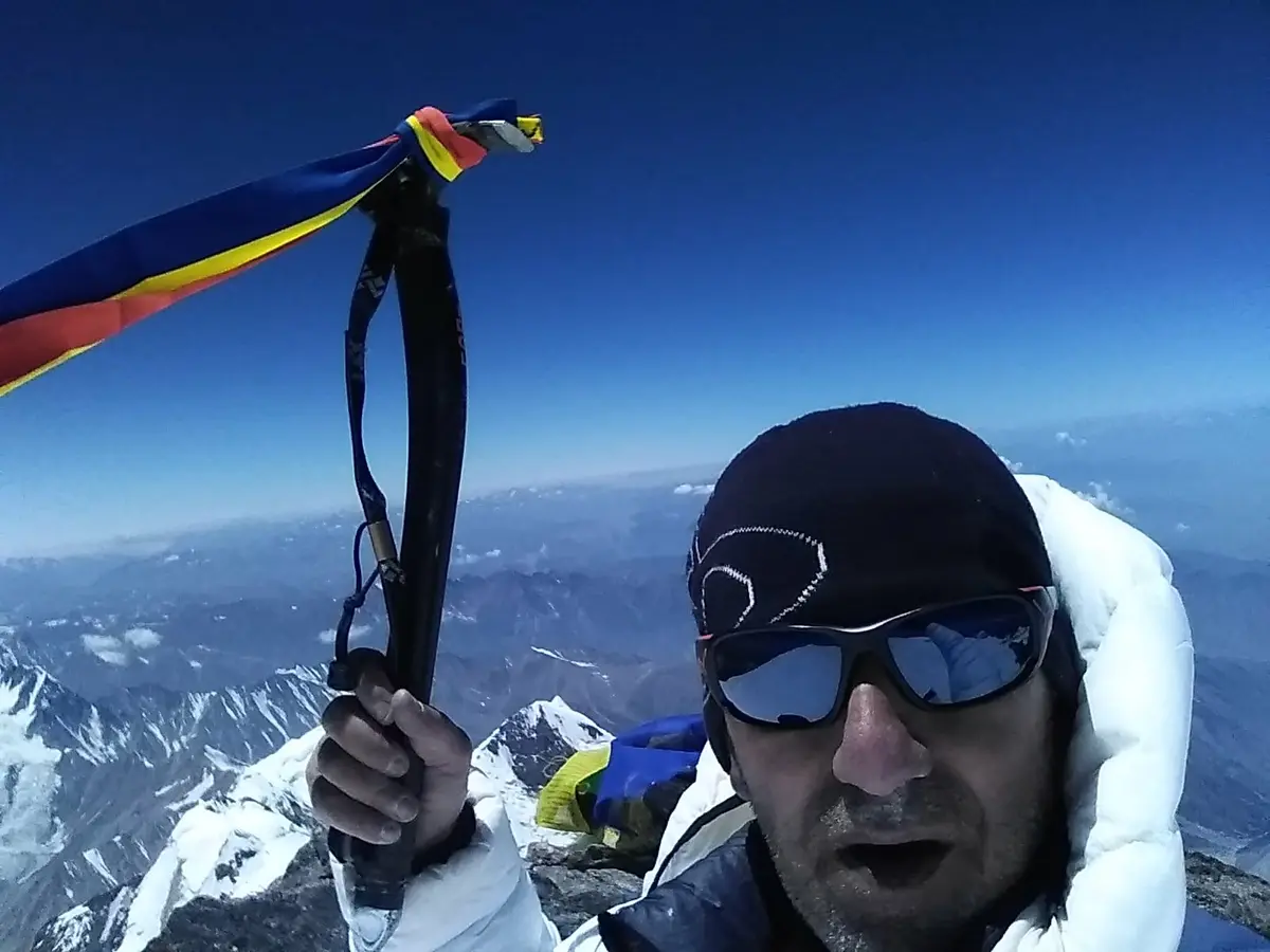 Horia Colibășanu a atins vârful Nanga Parbat din Himalaya – al unsprezecelea optmiar din carieră