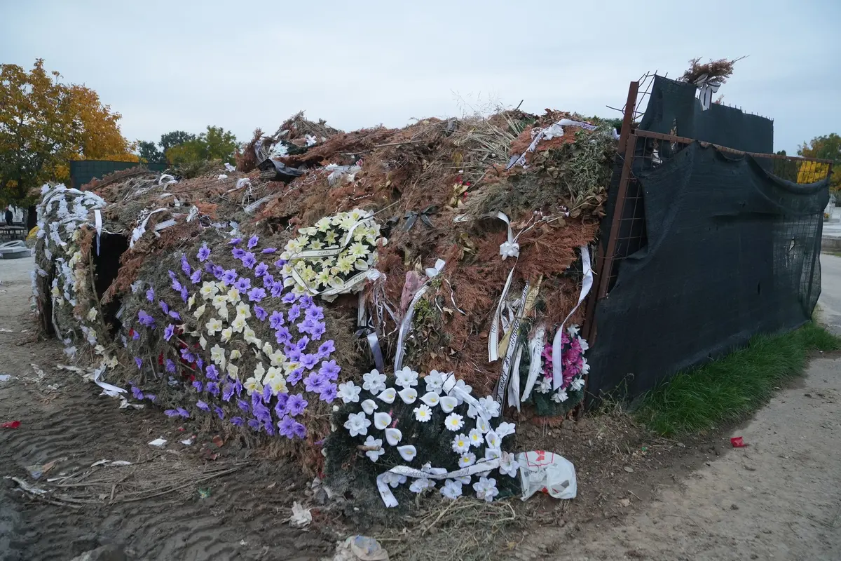 Amendă uriașă pentru gunoiul lăsat în urmă de firma care a administrat Cimitirul din Calea Buziașului