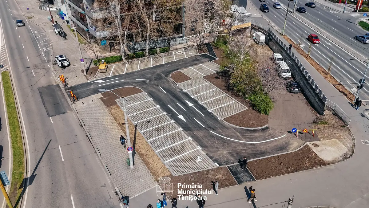 Primăria deschide noua parcare din Piața Consiliul Europei