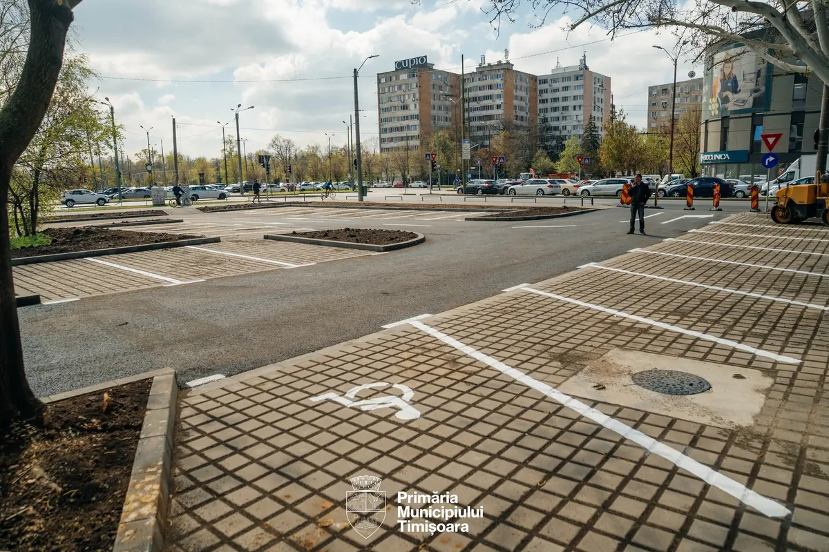 Primăria deschide noua parcare din Piața Consiliul Europei