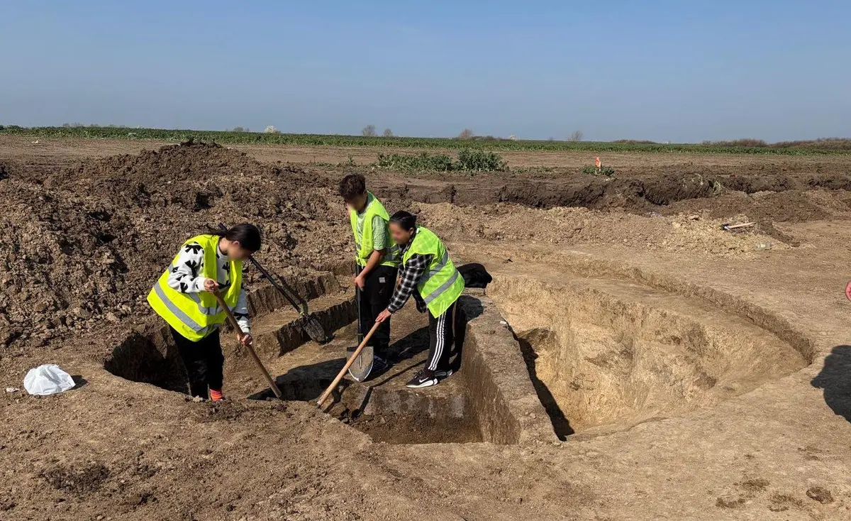 FOTO | Descoperiri arheologice pe șantierul centurii Timișoara Vest: urme din epoca sarmaților și din secolele XVII–XVIII