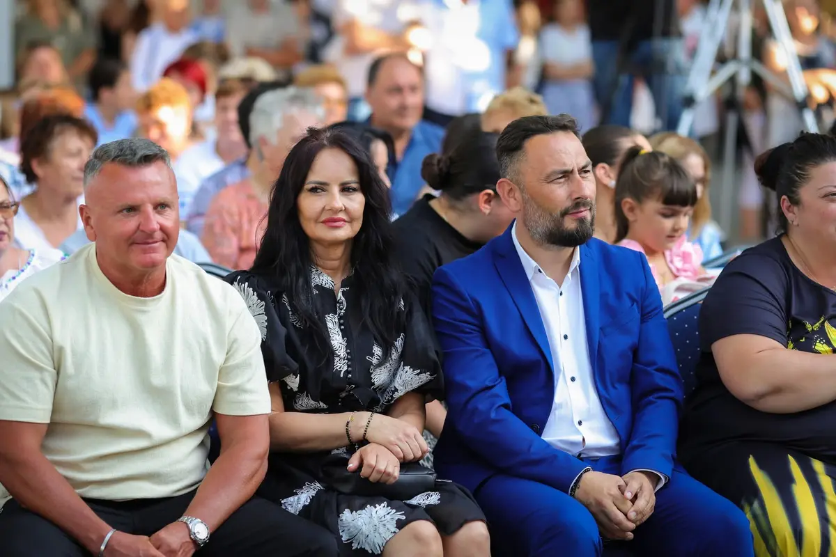 Puiu Minda și cumnatul său, Dan Vîrtosu, primarul din Giroc