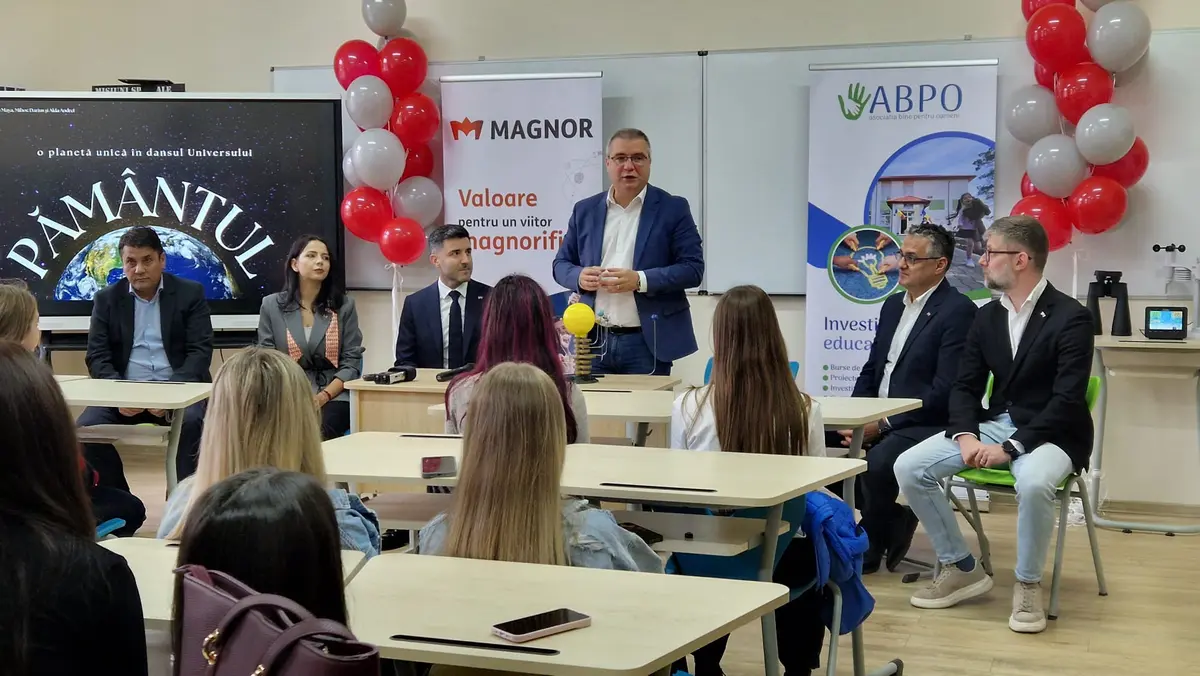 Laborator de geografie și astrofizică inaugurat la Colegiul Național Bănățean din Timișoara