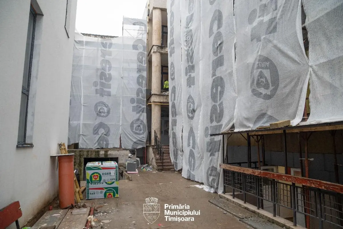 FOTO | Lucrările de la Școala Gimnazială 30 reîncep după ani de blocaj