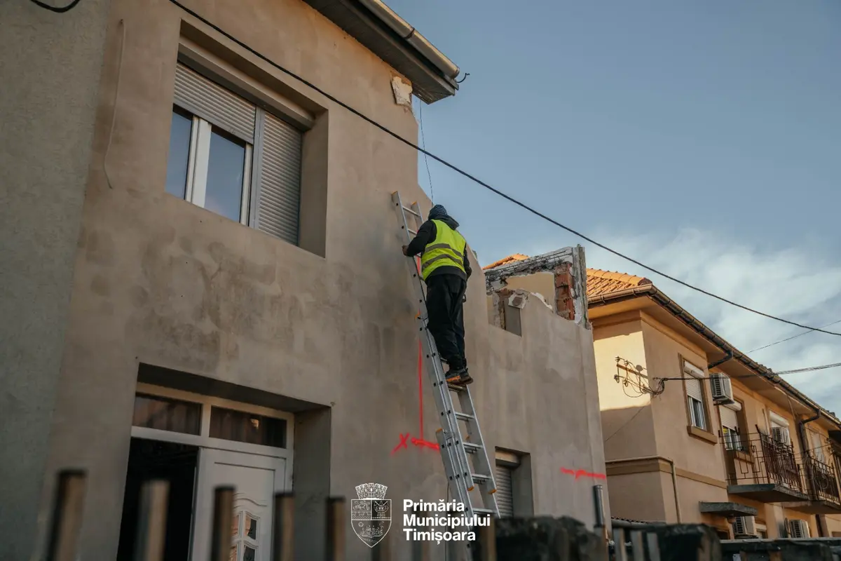 Primăria a intrat cu buldozerul peste Clanul Căldăraș