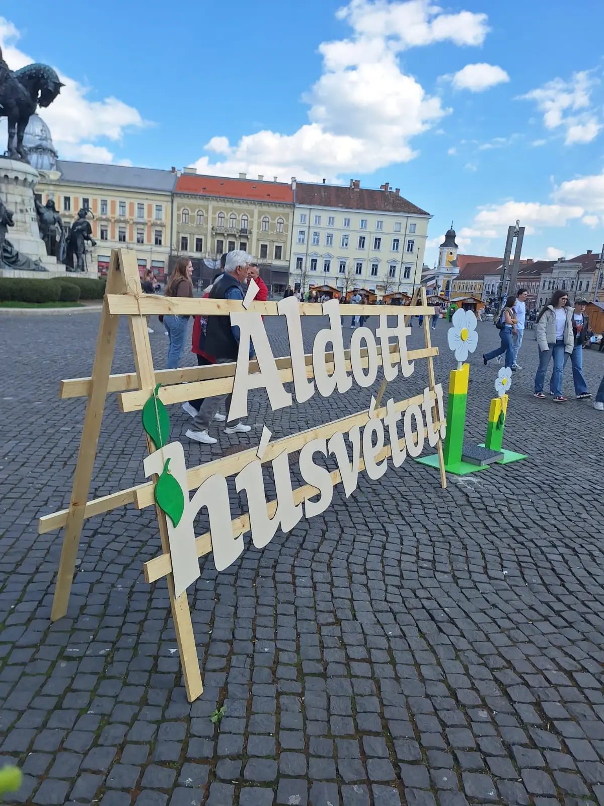 Cluj vs. Timișoara: contrast puternic între târgurile de Paște