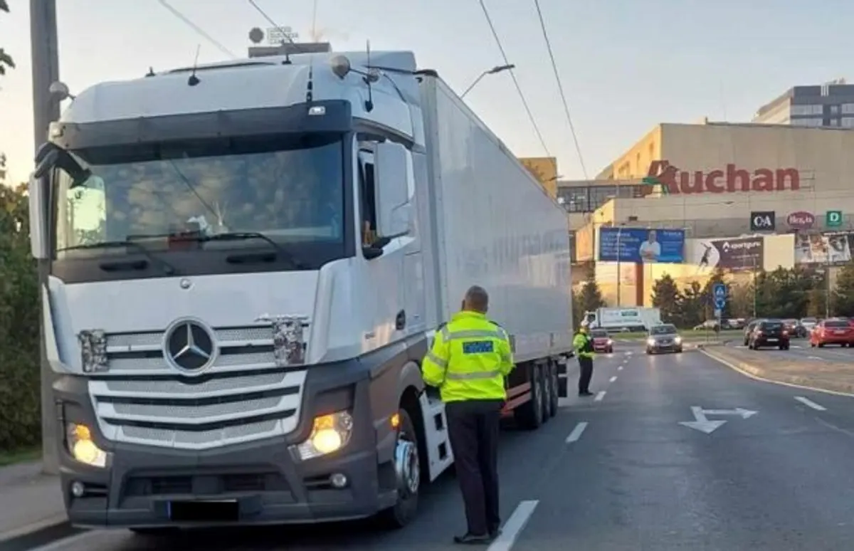 Digitalizare în trafic: Timișoara introduce autorizații online cu QR pentru circulația pe drumurile cu restricții de tonaj