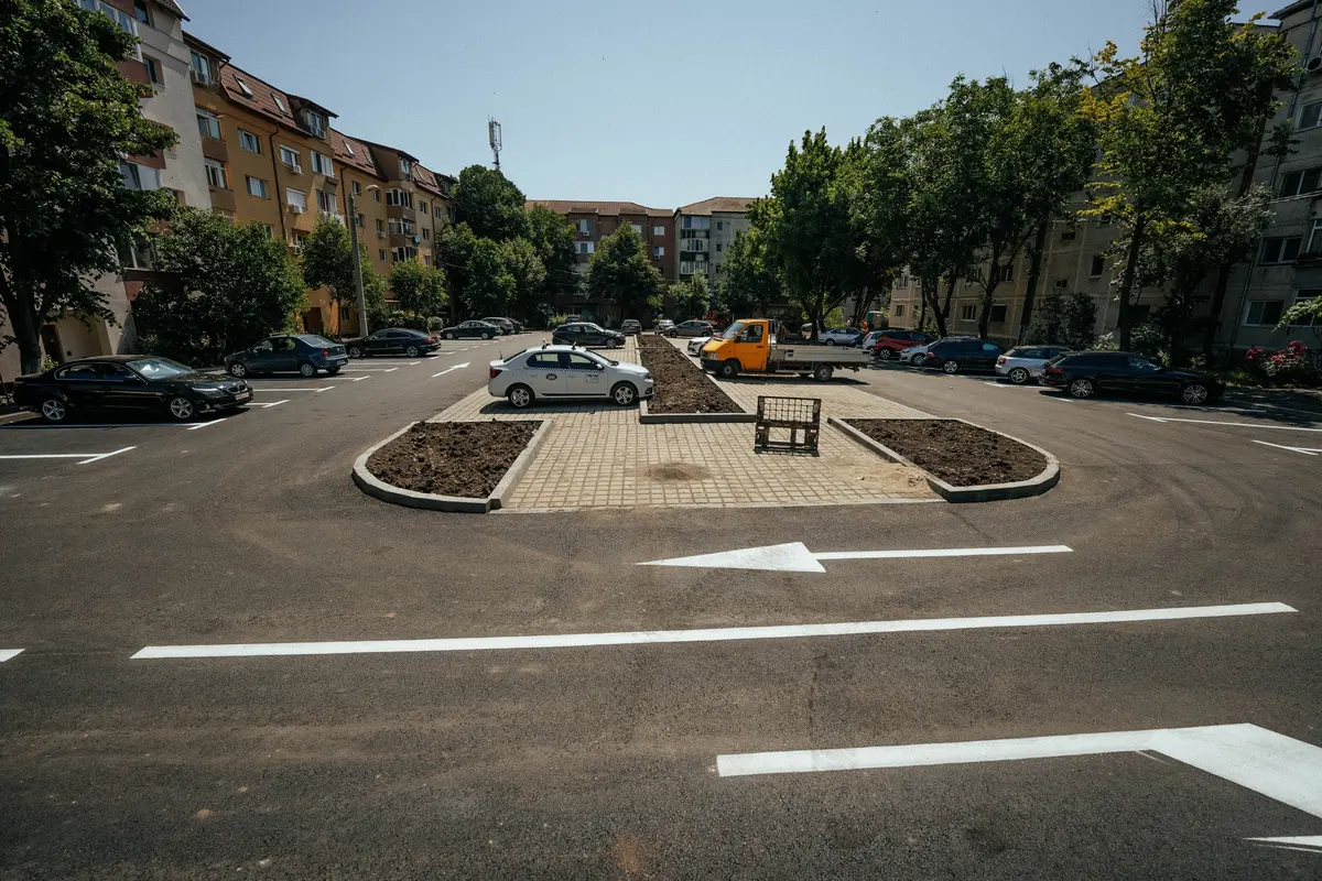 Garajele din Dâmbovița vor fi înlocuite cu parcări și spații verzi