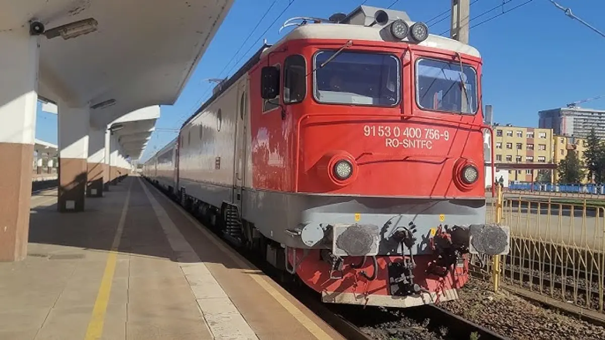 Criză la CFR: zeci de trenuri suspendate din cauza datoriilor. Lista rutelor afectate în vestul țării