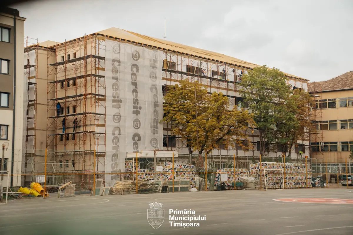 FOTO | Avans semnificativ pe șantierul de 30 de milioane de lei de la Colegiul Tehnic „Henri Coandă”