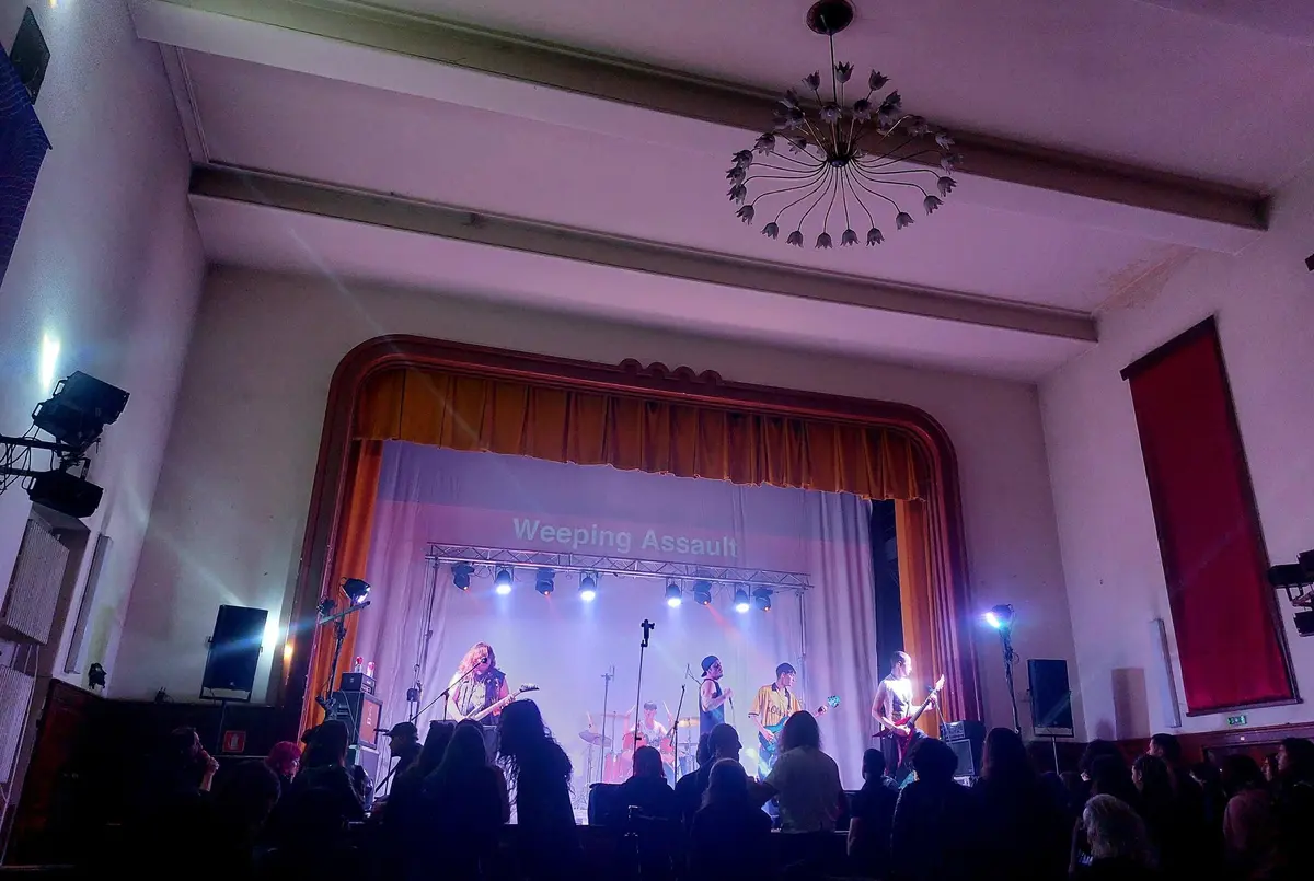 UNDER Festival Timișoara, prima ediție: două zile de muzică live și energie underground