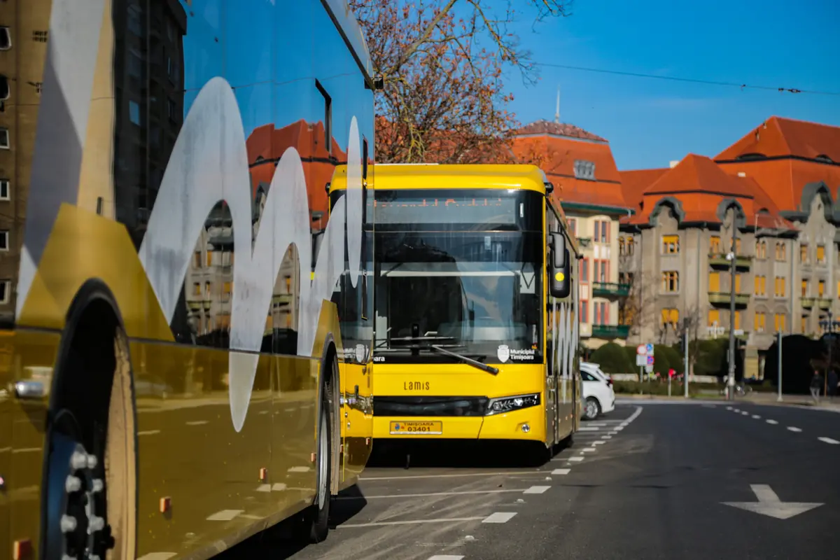 Firobuzele noi ale Timișoarei au intrat pe traseu. Sunt primele achiziționate în ultimii 15 ani
