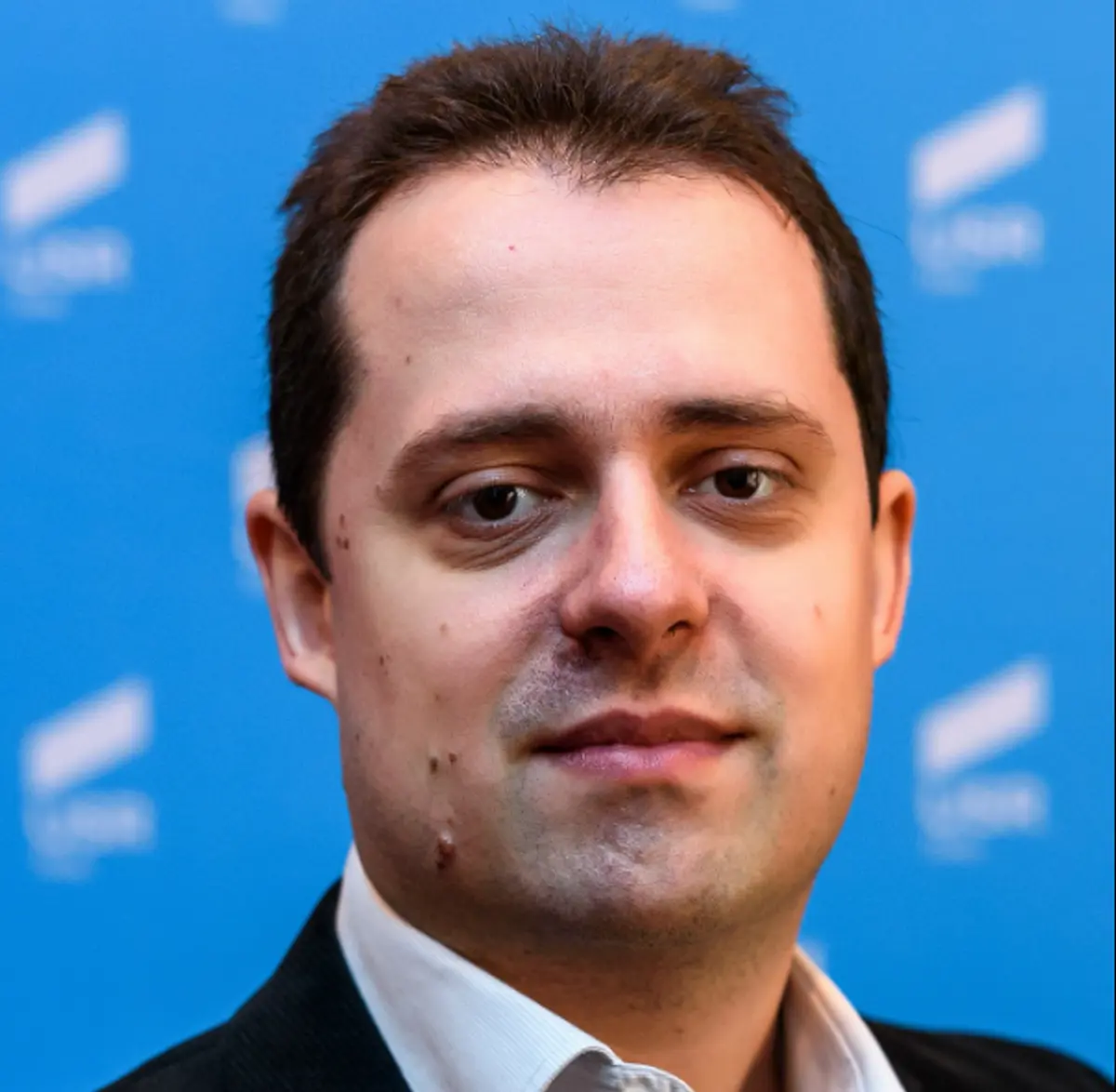 Dan Reșitnec, fostul șef de cabinet al lui Dominic Fritz, numit secretar general al Guvernului