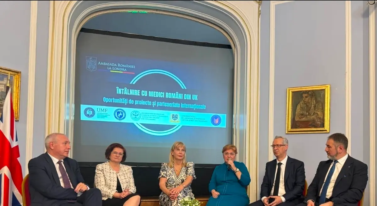 UMF Timișoara construiește legături cu diaspora medicală din Marea Britanie. Peste 100 de medici români, reuniți la Londra