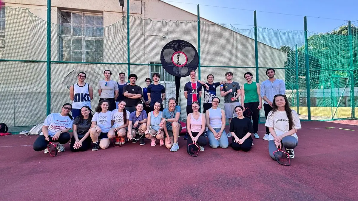 UMF Timișoara a organizat primul Campionat de Raqball. Studenții au testat un sport aflat la început de drum